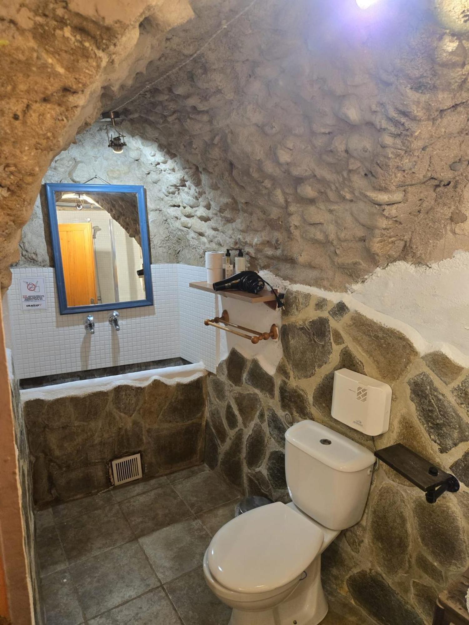 Parets de Ampurdá B&B Mas Torrencito Pet Friendly מראה חיצוני תמונה